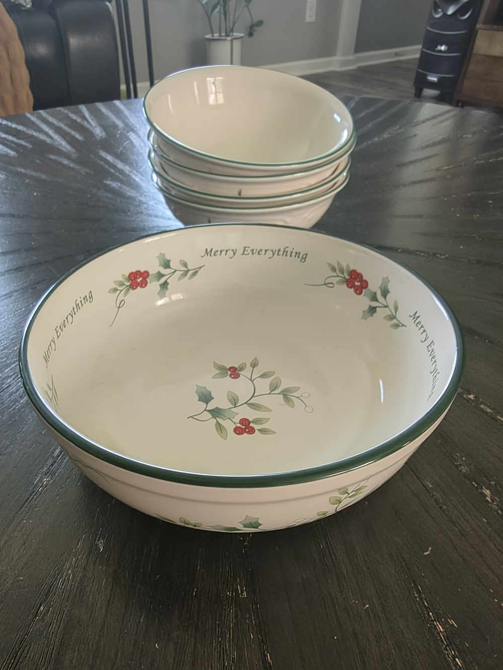 5 Pc Pfaltzgraff Winterberry Set: 7" Merry Everything Candy Dish + 4 Cereal Bowl